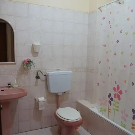 Casa Tilias Homestay szállás