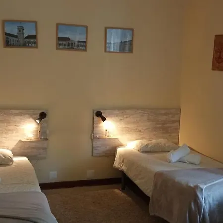 Проживание в семье Casa Tilias Коимбра