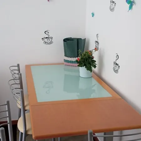 Проживание в семье Casa Tilias Коимбра